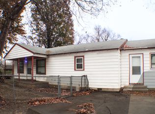 215 S 4th St, Sperry, OK 74073