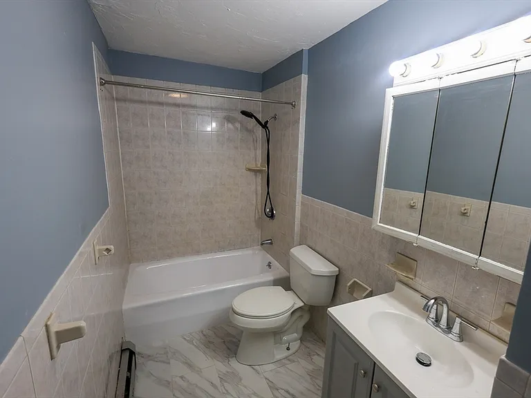 7 Gayland St #2 — Photo 9