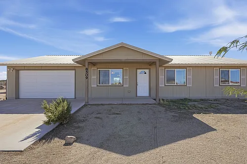 8509 N Stacey Ln Photo 1 8509 N Stacey Ln Photo 1