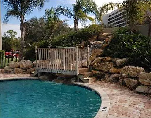 370 Golfview Rd #302 — Photo 8