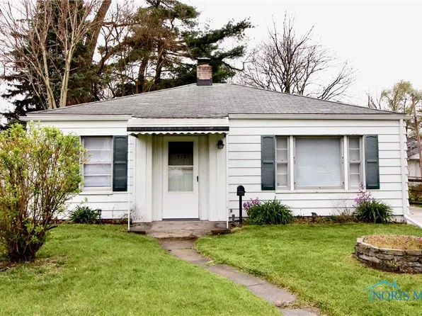 5121 Adella St, Toledo, OH 43613