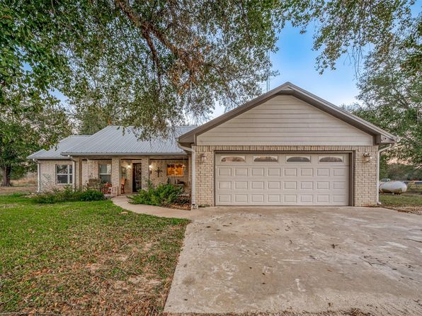 9300 Burns Rd, Midway, TX 75852