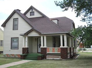 406 E 2nd St SE, Russell, KS 67665