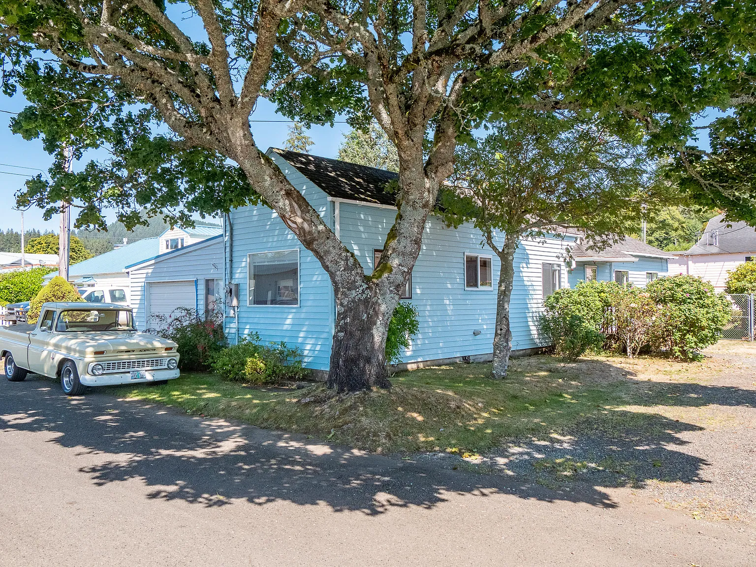 9335 4th St photo 1