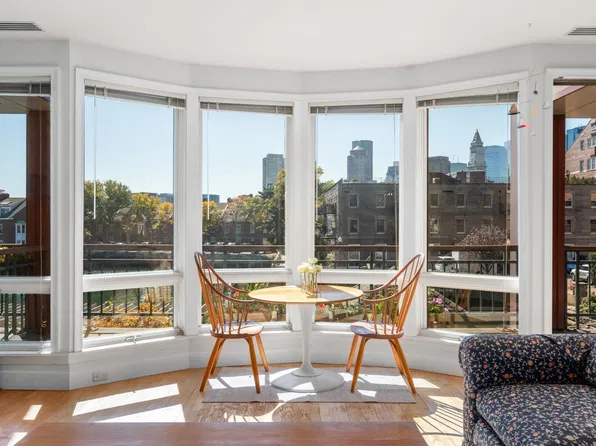 40 Battery St APT 202, Boston, MA 02109