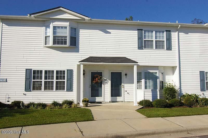 1st image of 3979 Sterling Pointe Dr Unit Mmm3