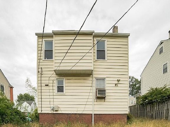 4th image of 2908 Manns Ave
