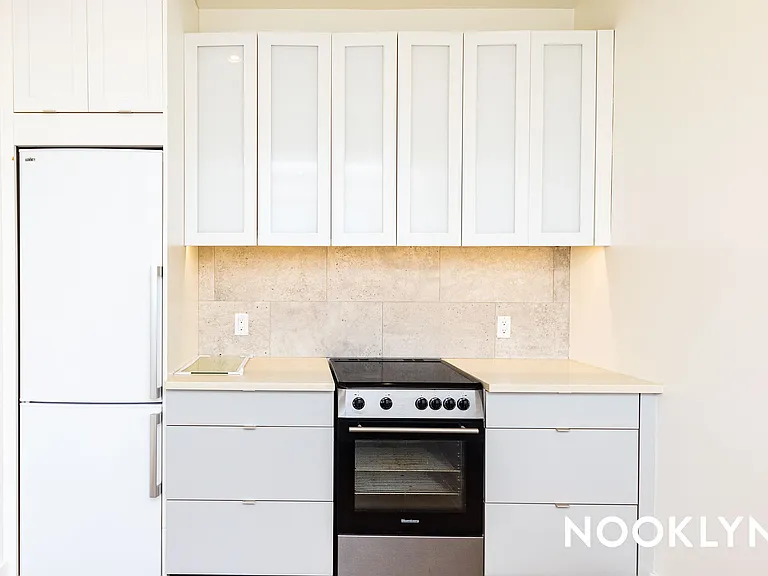 164 Central Ave #4 — Photo 11
