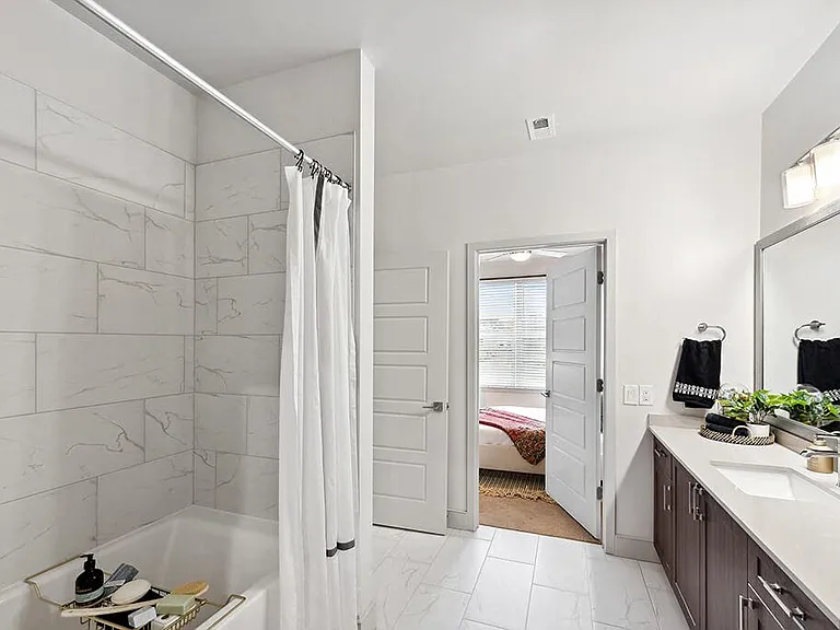The Belhaven Apartments — Photo 10