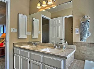 45 Puntilla Dr, Tijeras, NM 87059