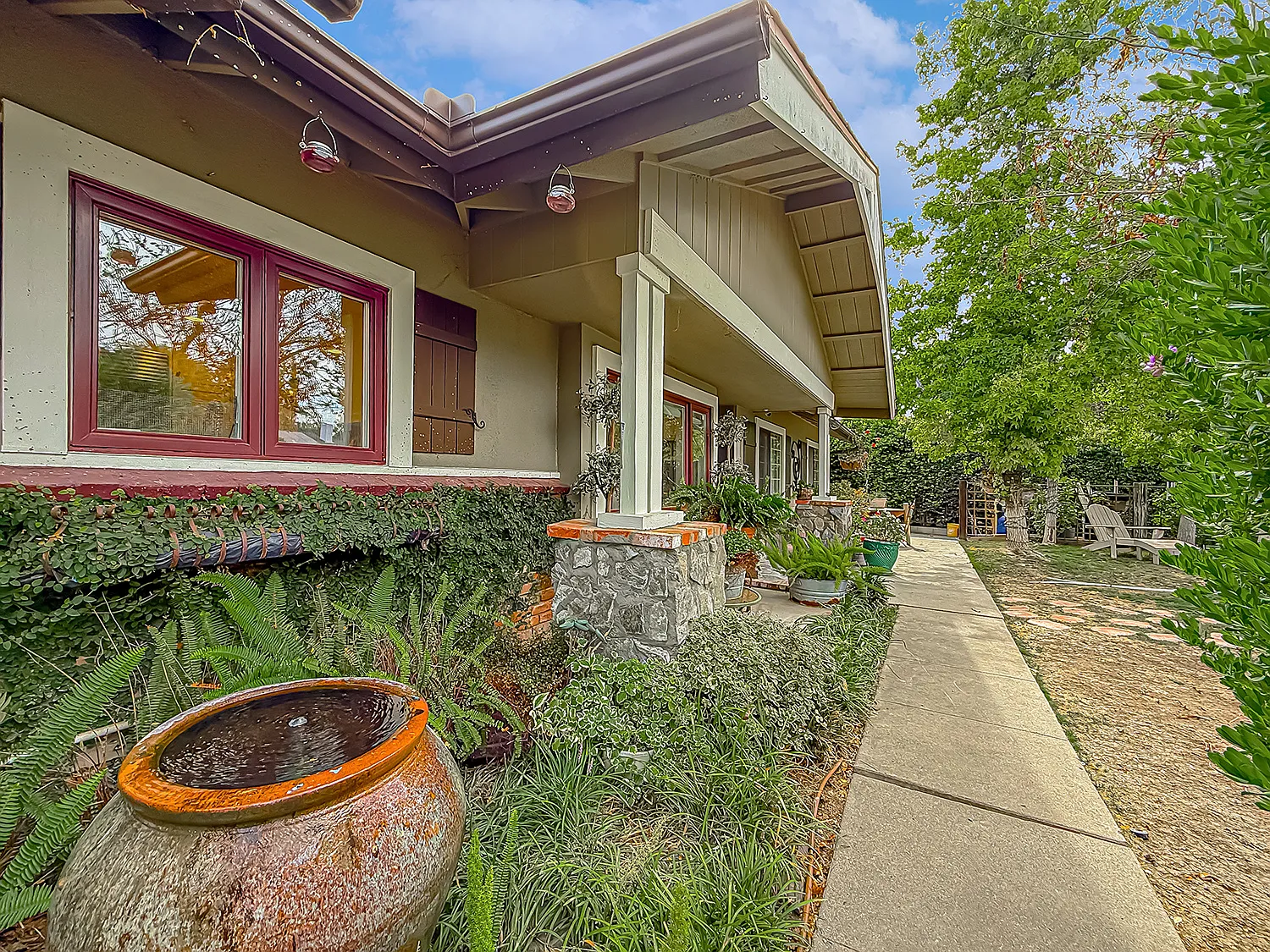 3 bed, 1641 sqft, $6,000 — Photo 3