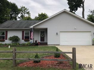 81 Oak Pl, White Lake, MI