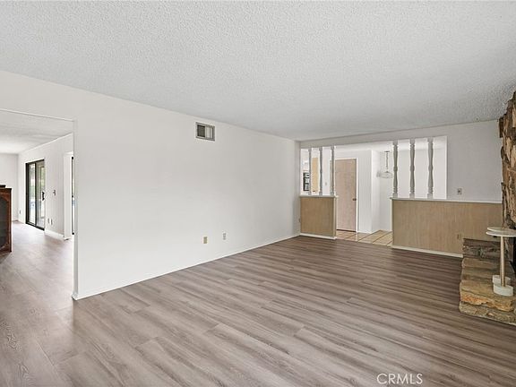 5th image of 11803 Gerald Ave