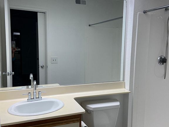 Master bedroom Full bath