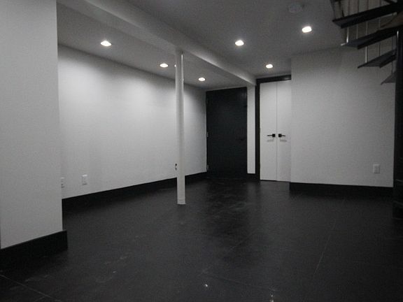 4th image of 205 Johnson Ave APT 1G