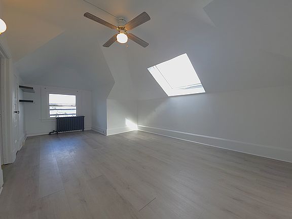 4th image of 3 Crescent Ave