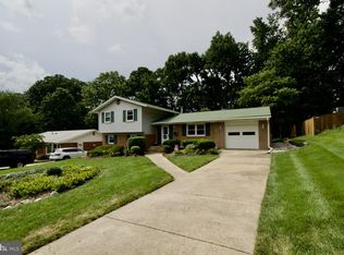 6436 Northanna Dr, Springfield, VA 22150