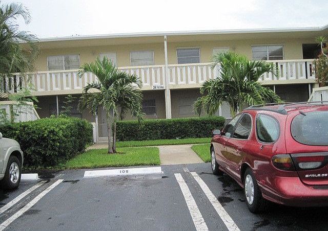 1st image of 306 NE 1st Ave APT 202