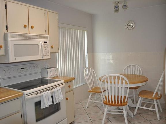 3rd image of 3205 Peace Pipe Dr