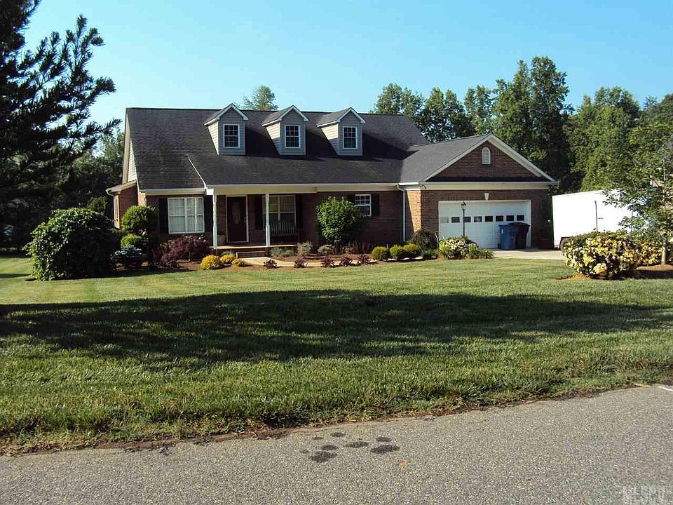 1st image of 5905 Pinewinds Dr