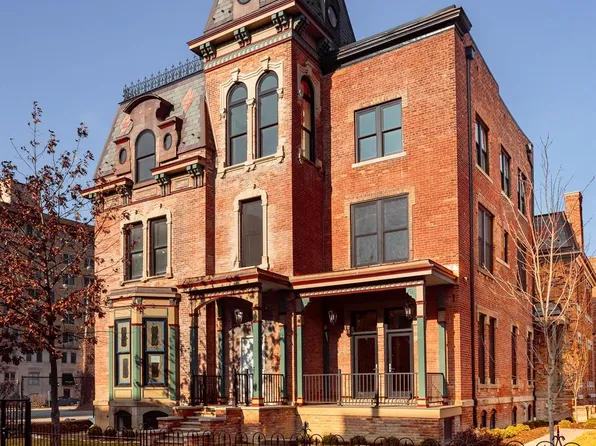 229 Edmund Pl #1, Detroit, MI 48201