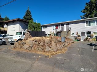 912 Glennwood Ave NE, Renton, WA 98056