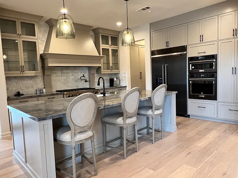 4205 Hidden Oaks Dr — Photo 8