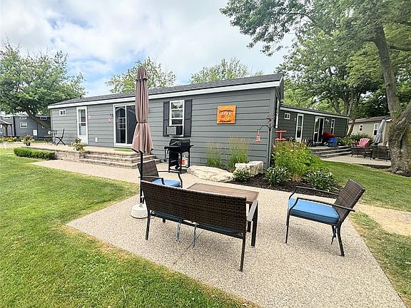 2nd image of 981 County Road 2 Rd #501