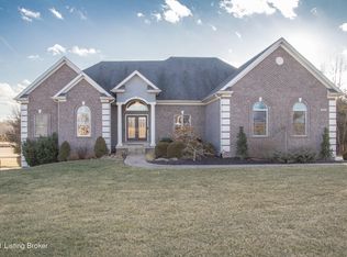 105 Persimmon Ridge Dr, Louisville, KY 40245