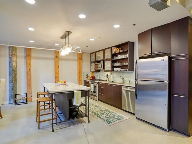 170 Boulevard SE #208E — Photo 8