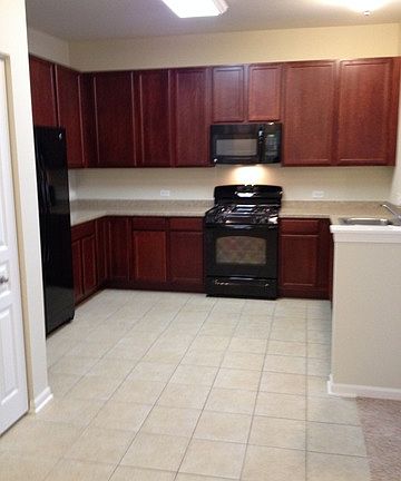 3rd image of 3975 Idlewild Ln 200