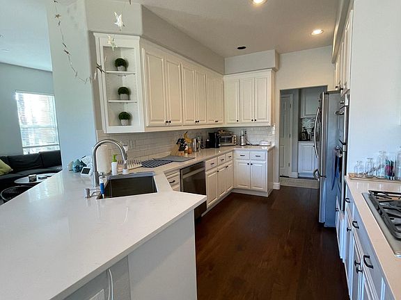 5th image of 222 Golden Eagle Ln