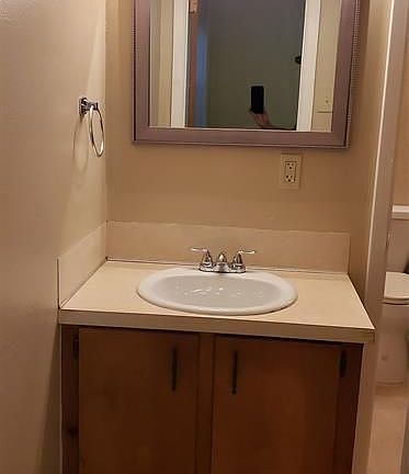 4th image of 114 Woodland Cir