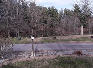 205 Old Dam Rd, Lynnville, IN 47619