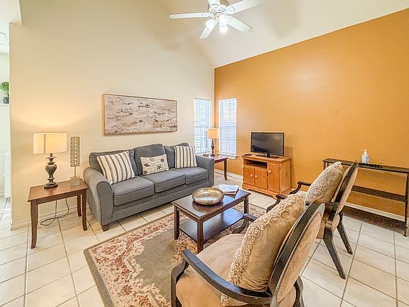 5th image of 161 Chapel Hill Cir #161