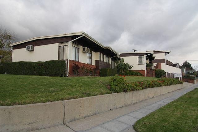 1st image of 1018 N Glenoaks Blvd