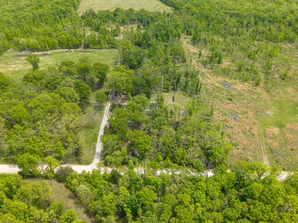 3740 County Road 2150, Pomona, MO 65789