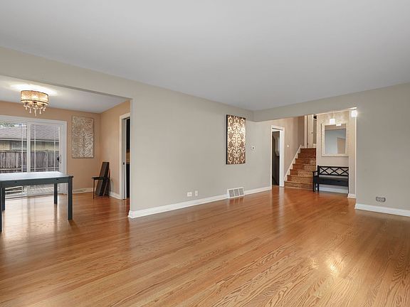 5th image of 6137 W 127th Pl