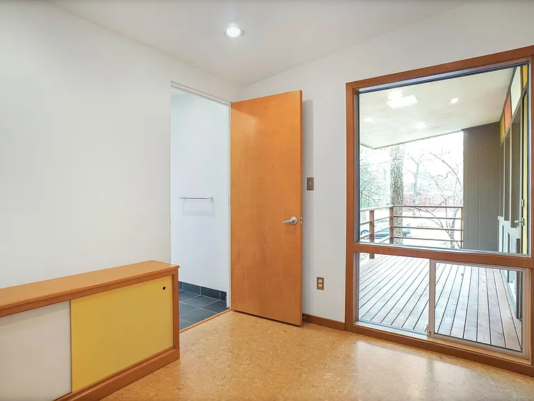 1403 Kendolph Dr — Photo 14