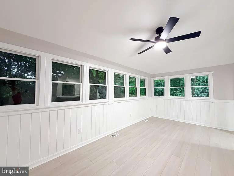 26B Jefferson Dr — Photo 4