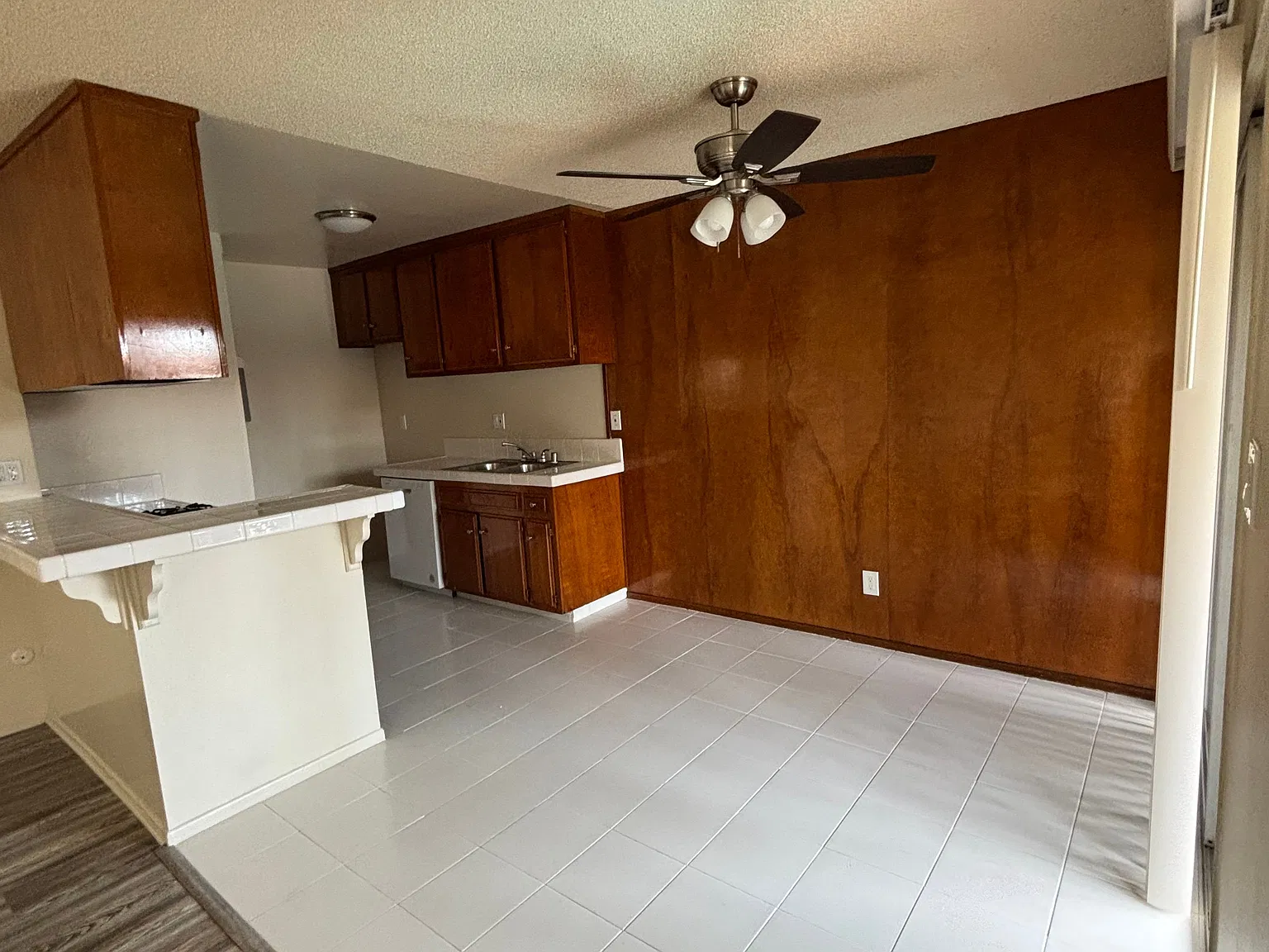 Glencrest Apartments — Photo 2