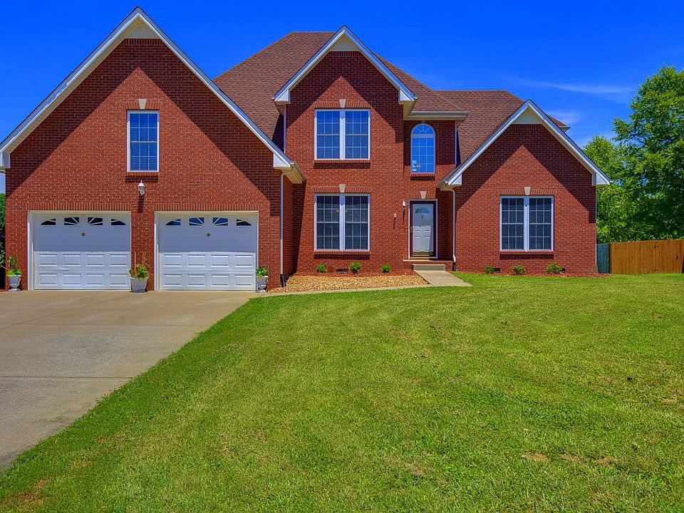 1st image of 3821 Benjamin Dr