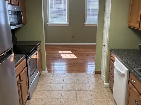 55 N York Rd, Hatboro, PA 19040