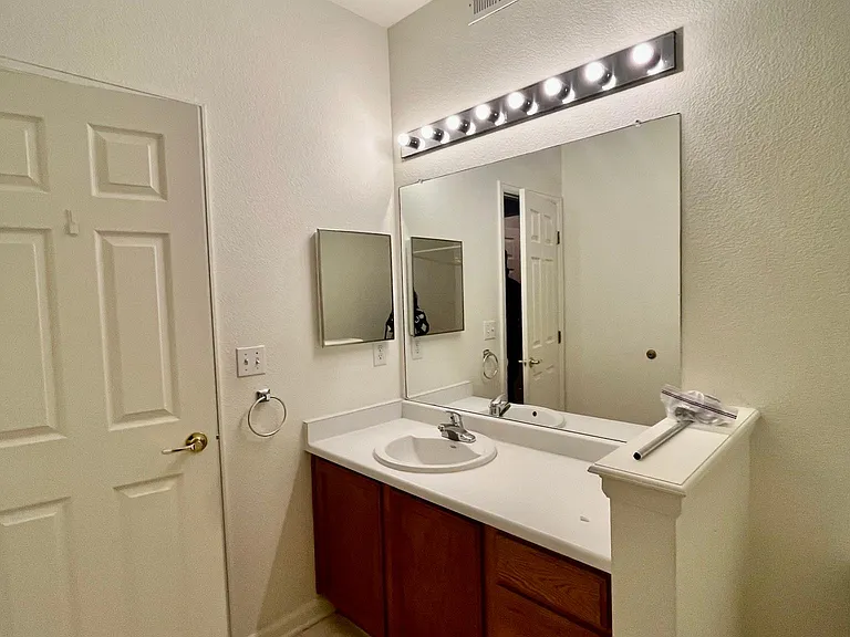 5714 N Gibralter Way #5-306 — Photo 9