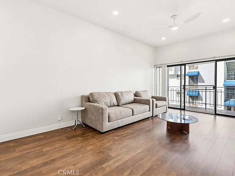 8328 Regents Rd #1F — Photo 6
