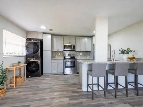4111 Stirling Rd APT 509, Dania Beach, FL 33314