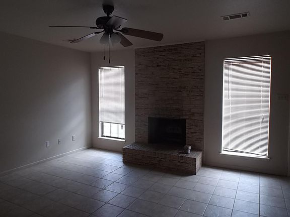 5th image of 2300 Brazeal St #4