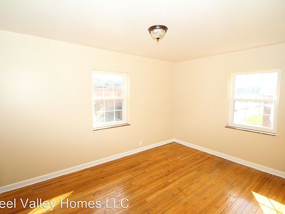 3rd image of 4020 Hillman Way APT 6