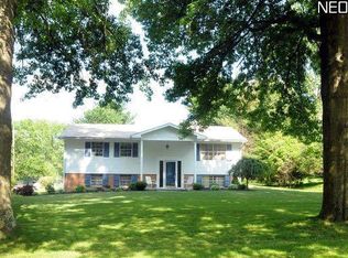 3336 W Trend Dr, Zanesville, OH 43701
