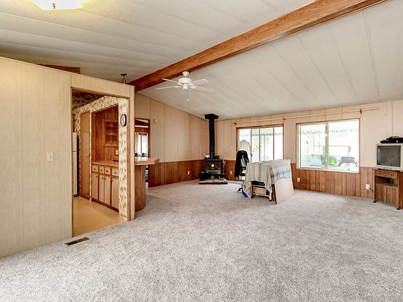3rd image of 6250 NE 198th St